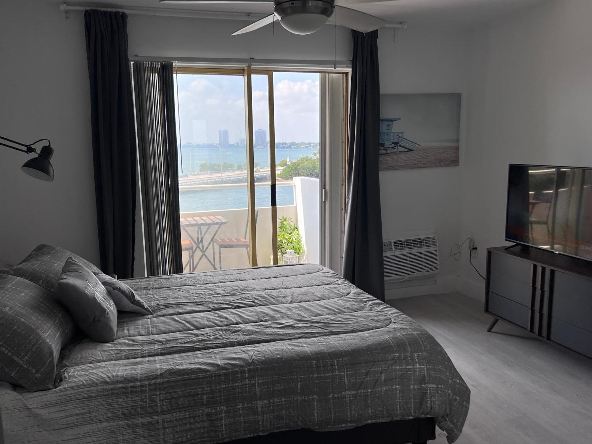 Unique Water Views, Free Parking 1Bed 1 Bath Rooffornomads 416 Apartamento Miami Beach Exterior foto